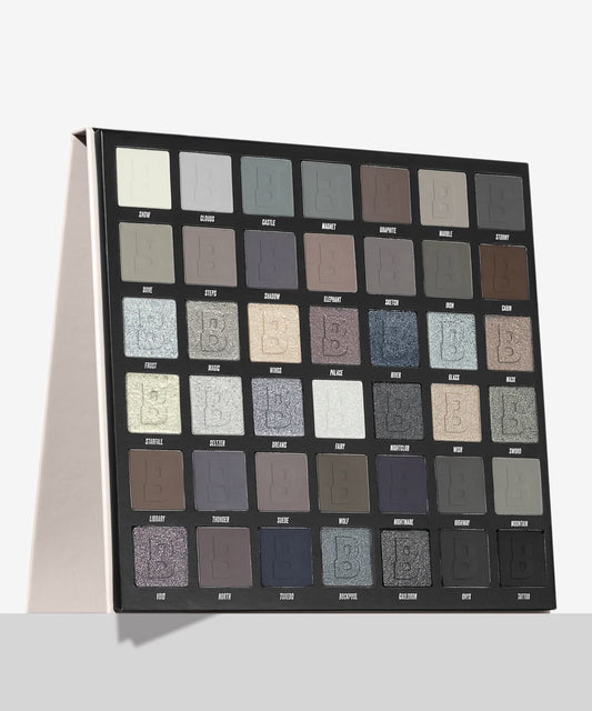 Beauty bay eyeshadow SMOKEY 42 colour